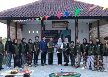 Kenalkan Produk Binaan kepada Masyarakat Tim PPKO Himapenmas Unsika 2023 Mengadakan Festival Seputri di Desa Pajaten Kecamatan Cibuaya Kabupaten Karawang